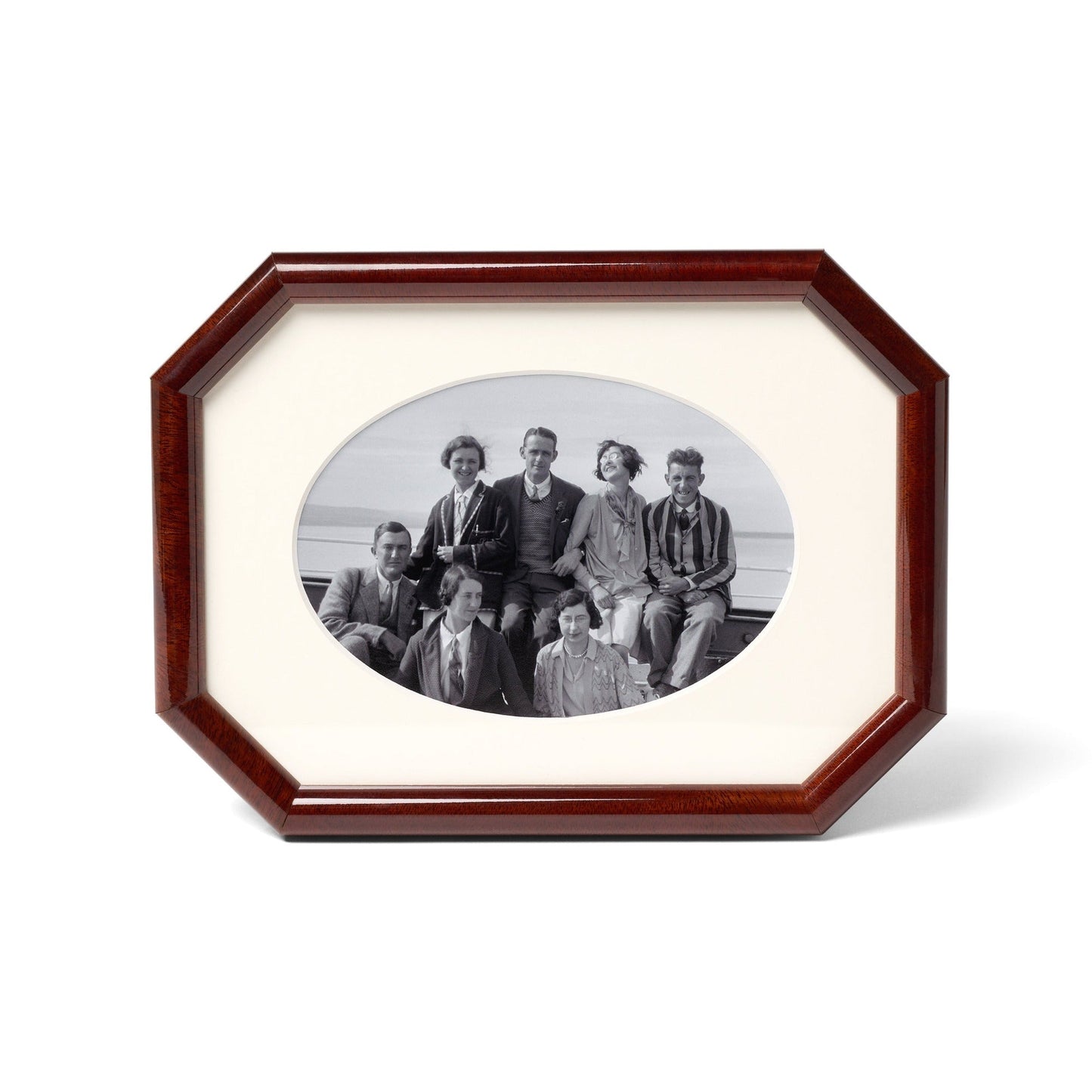 Lacquered Mahogany Octagonal Frame: 7x9